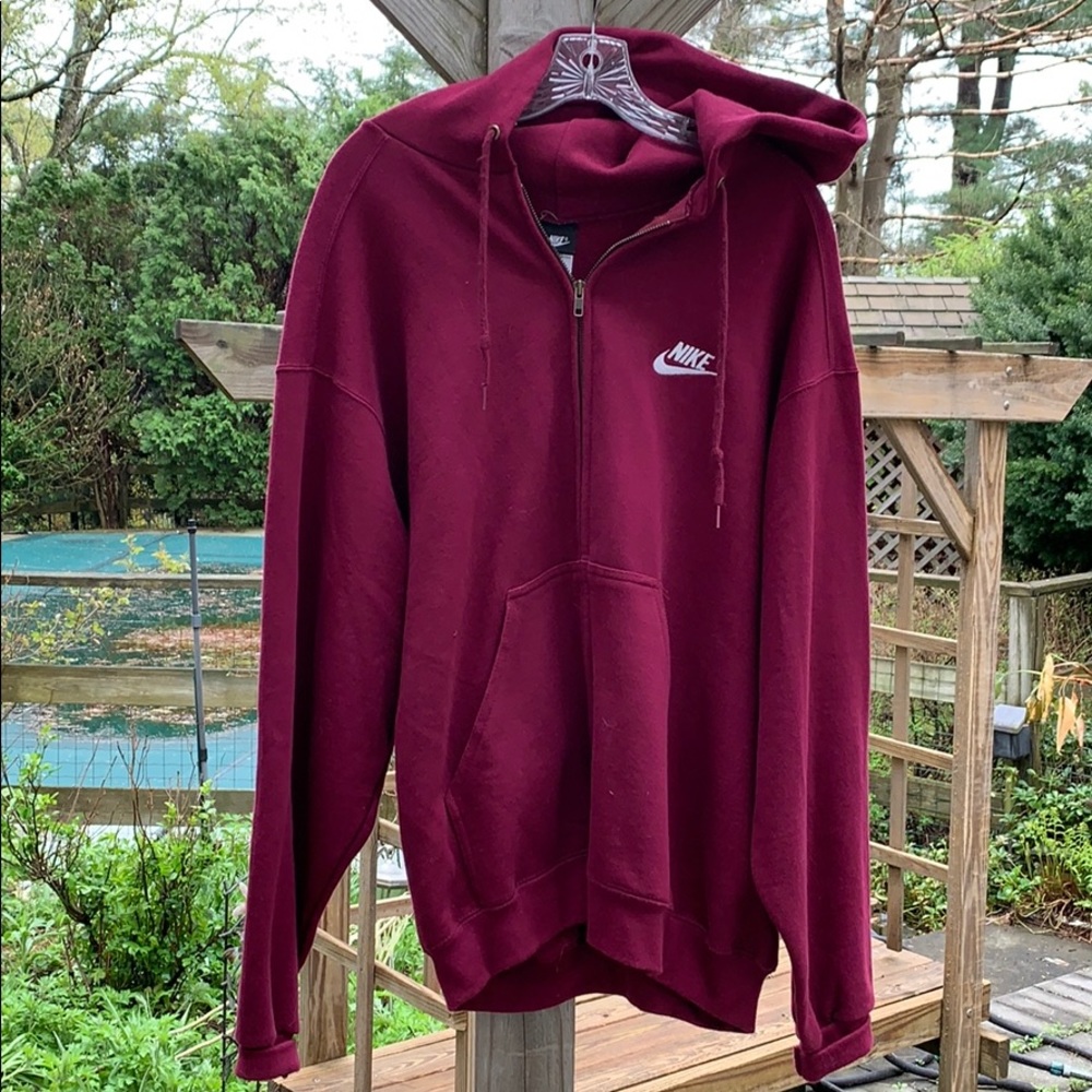 Vintage Burgundy men’s Nike hoodie